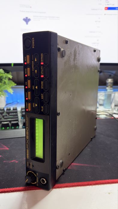 Yamaha FX 550 Guitar effect processor