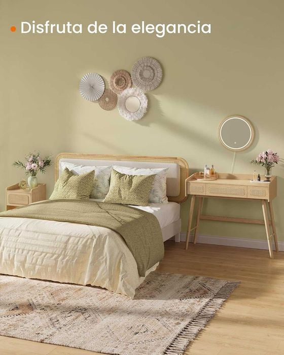 Тоалетка в дървесен цвят с ЛЕД огледало