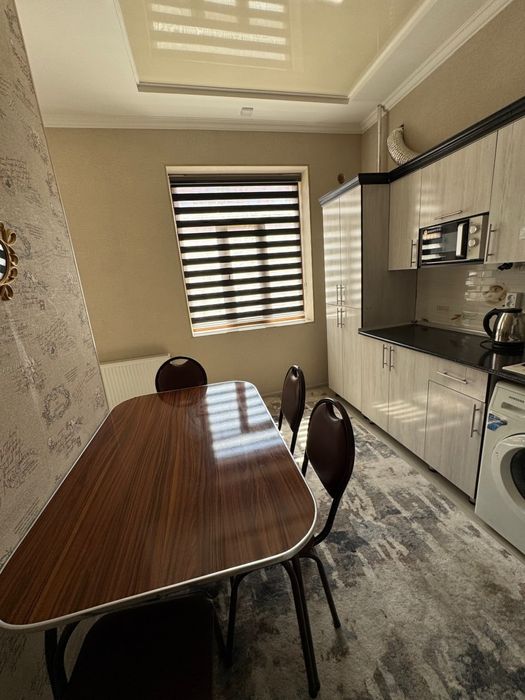 Сдаётся 1 ком квартира со всеми удобствами в центре города Бухары .