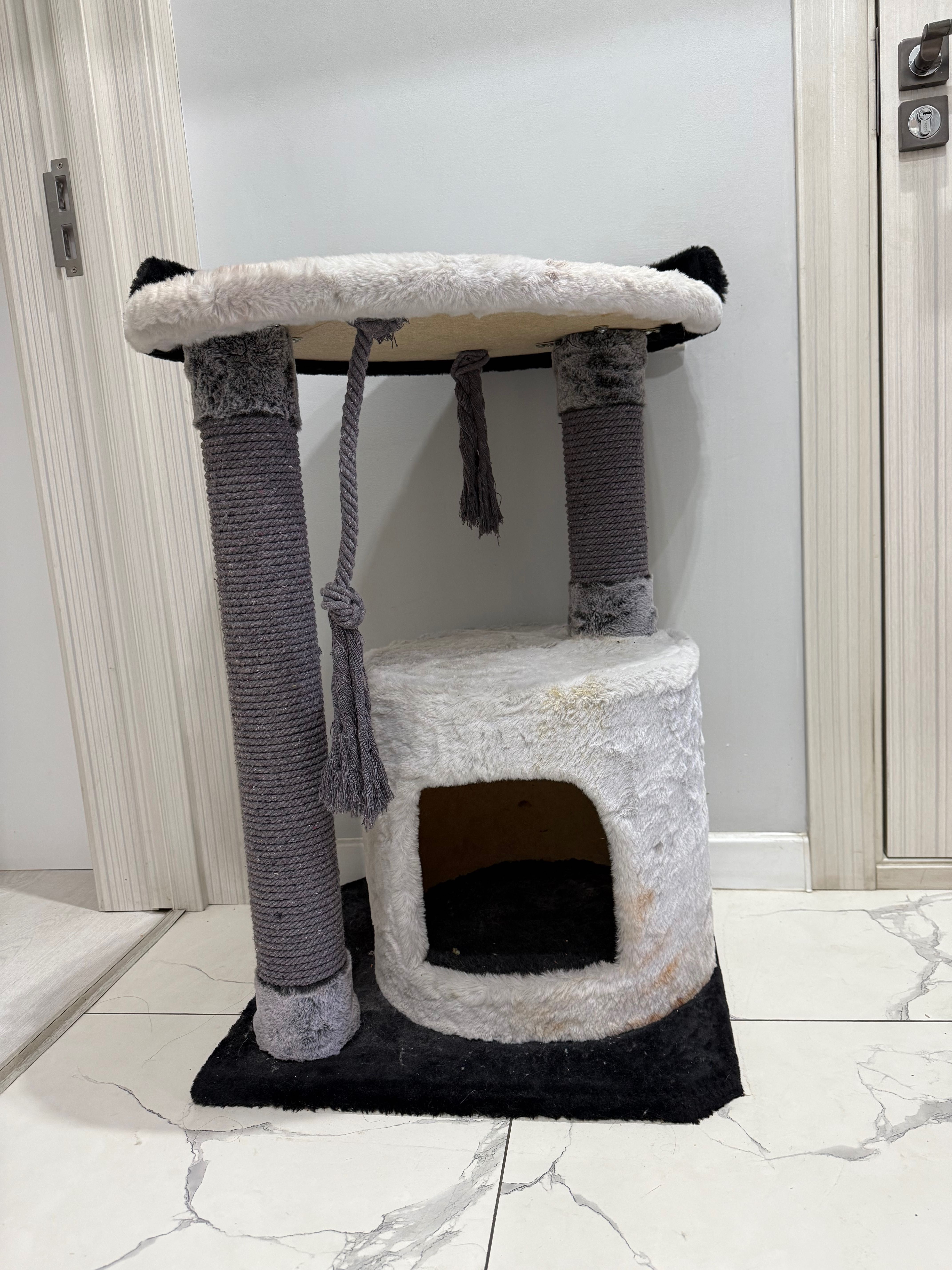 Домик для кошек, кошачий домик