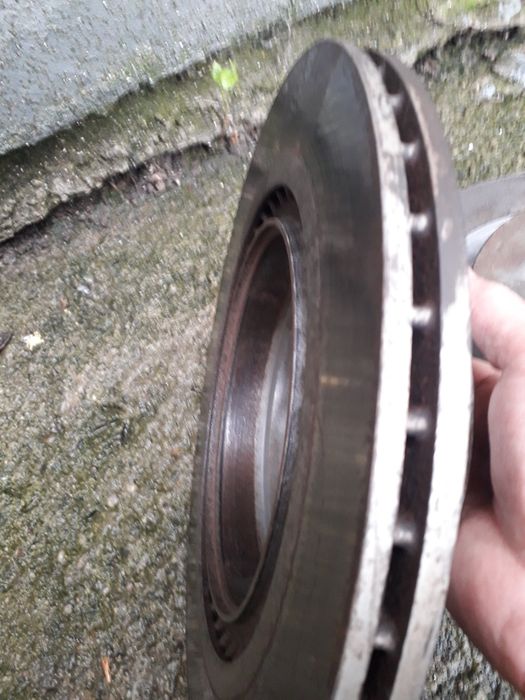 Vand discuri frana spate ventilate, volan bmw e90 91