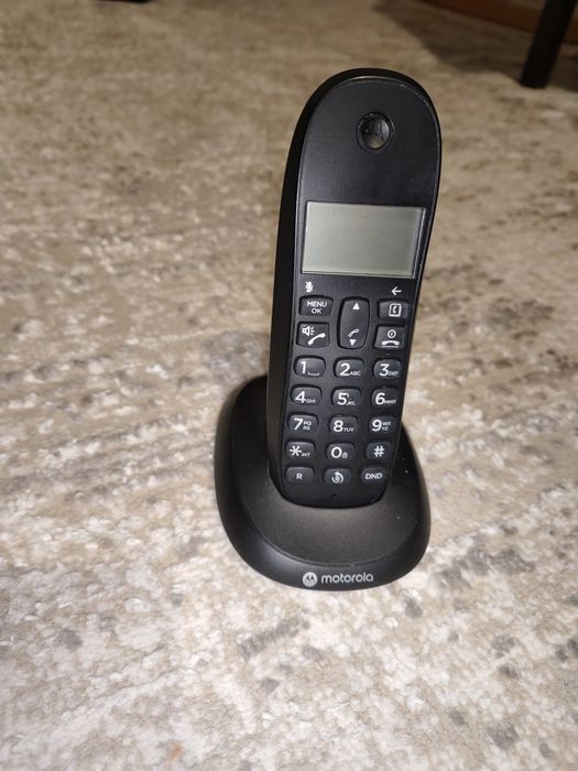 Продам радиотелефон Motorola C1001CB+