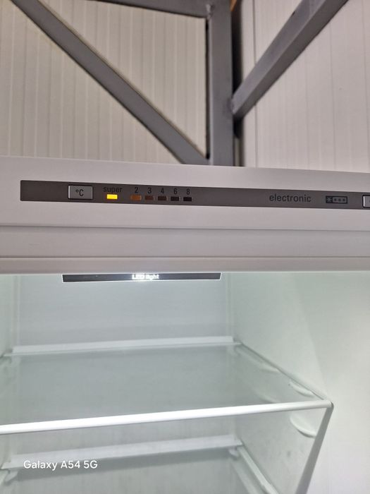 Frigider Siemens 1.84 cm