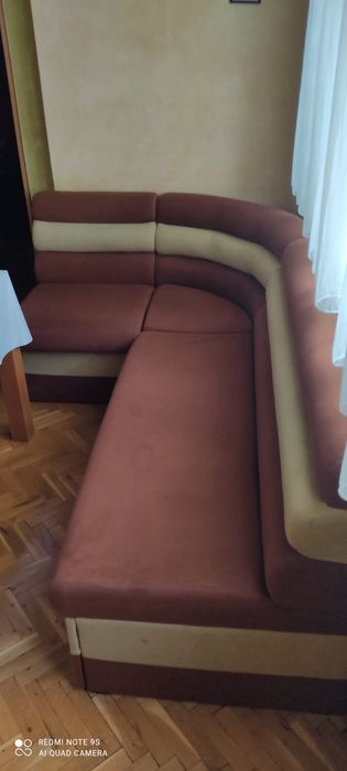 Кухненски диван кафяв