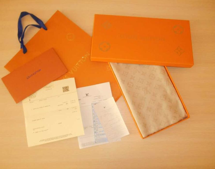 Eșarfă pentru femei Louis Vuitton 09-438