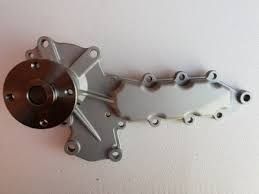 pompa de apa mini incarcator frontal bobcat 743