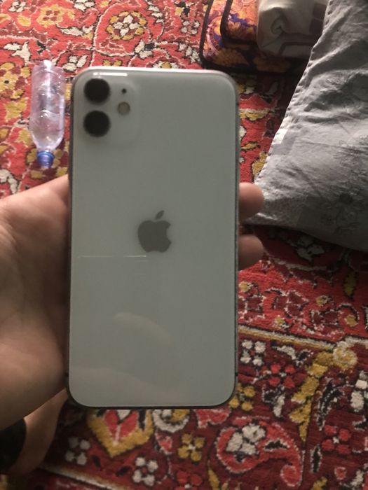 iPhone 11 icloudga tushgan