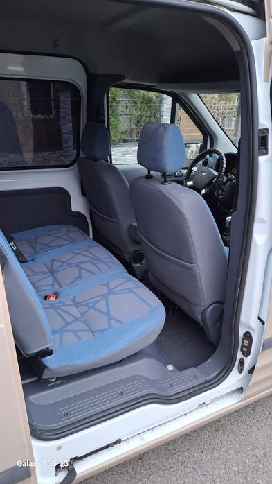 Ford Tourneo Connect Motor 1.8 diesel 110 cp an 2010 luna 11