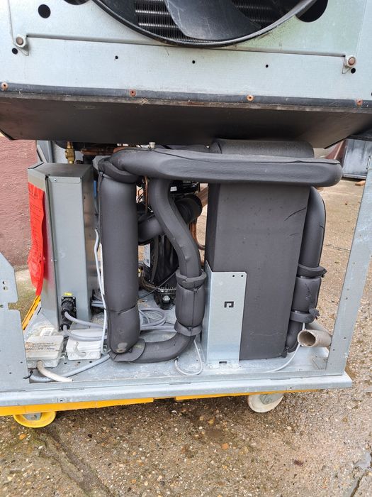 Pompavde căldură aer apa 13 kw