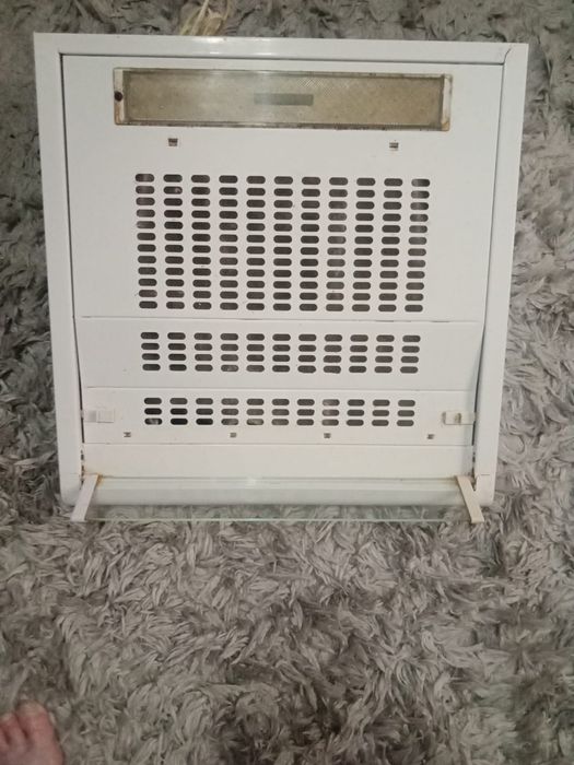 Продам вытежку для кухни хорошего качества