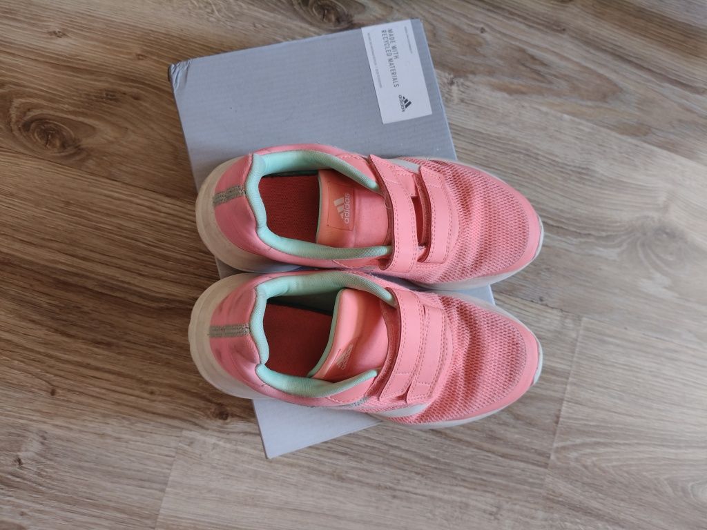 Маратонки Adidas #34