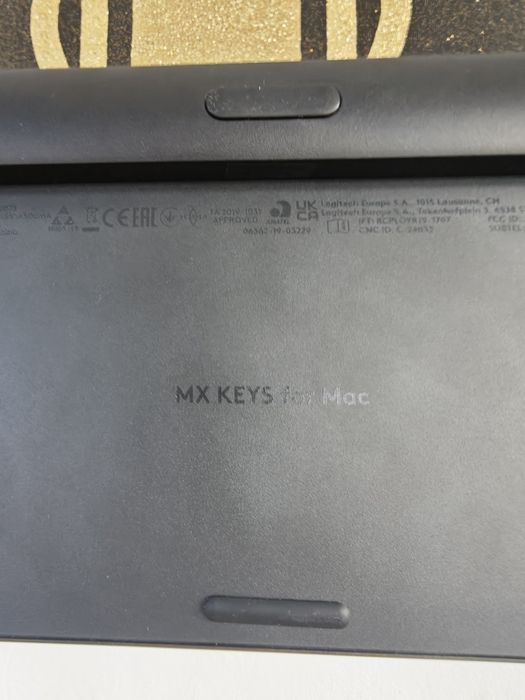 Tastatura Logitech wireless pt Mac Book