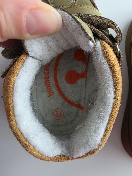 Ghete imblanite Biomecanics,  model nou, mărimea 23