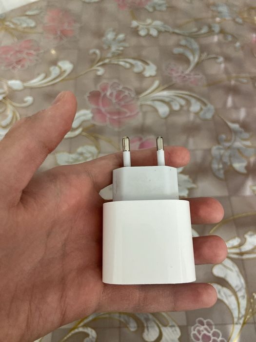 Продам адаптор на айфон