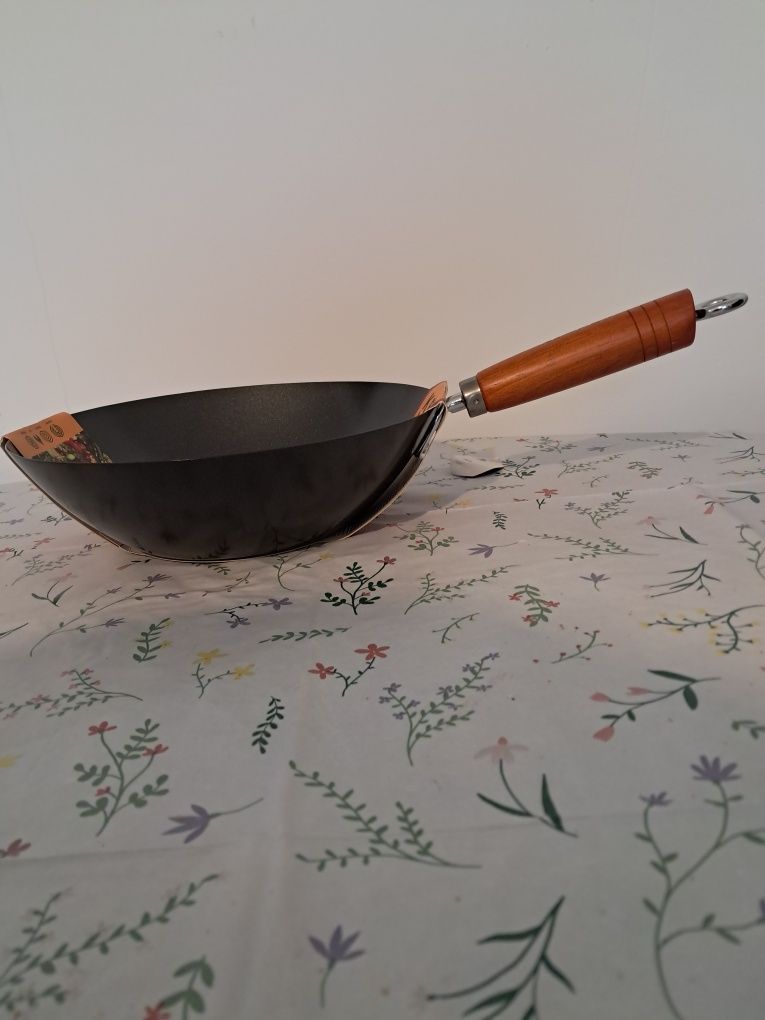 Тиган уок  KEN HOM