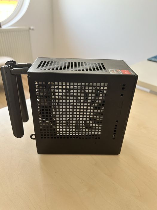 Mini-PC Asrock Deskmini X300 – Ryzen 7 5700G, 64GB RAM, SSD, Wi-Fi 6