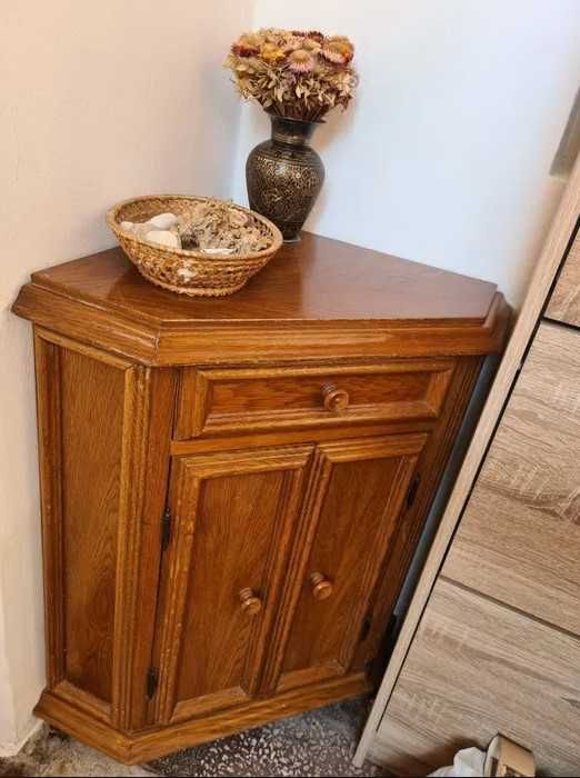 Biblioteca + dulap + noptiera din lemn in stare buna