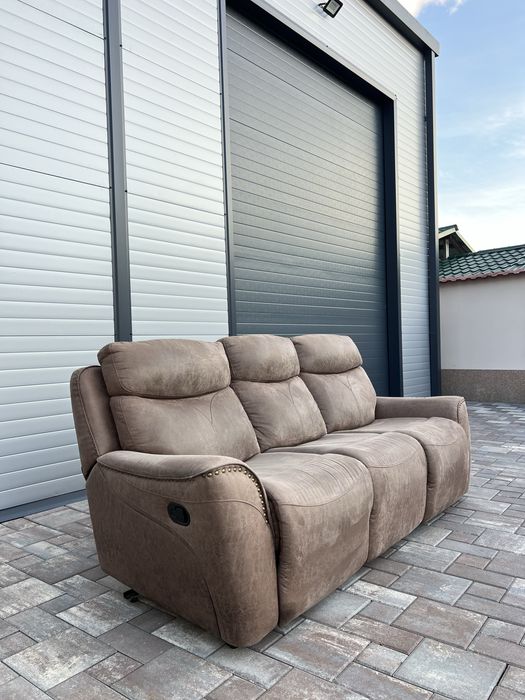 Canapea Living ~ Sufragerie 3 Locuri cu Recliner