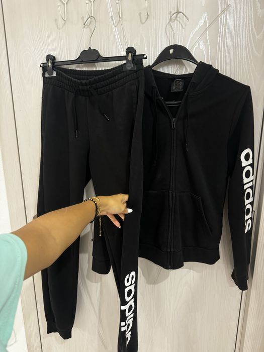 Adidas анцунг женски