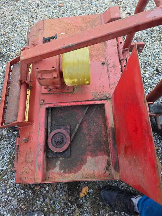 Tocatoare in tiranti la tractor elicopter cu 3 cutite de 120 cm piese