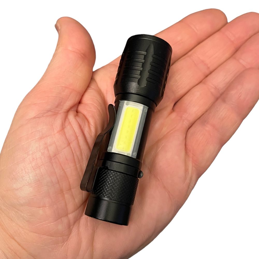 LED фенер ярка светлина USB зареждане 3 режима регулируем фокус