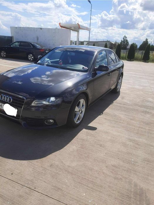 Audi a4b8 an 2011pret 6500e