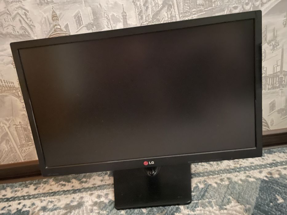 Кейс игравой и монитор