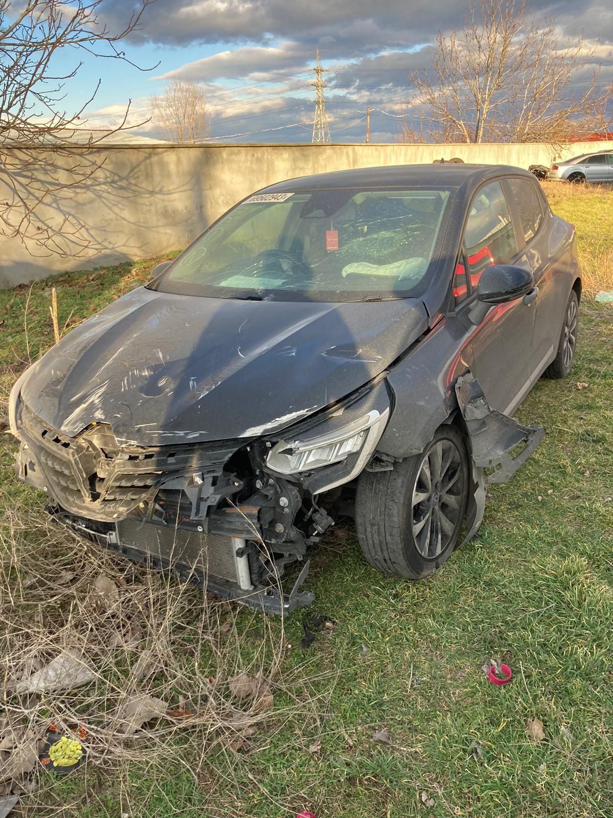 Рено клио 5 1.0 tce 100кс