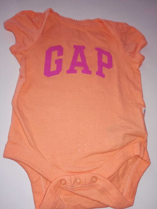 Бебешки дрешки за момиче