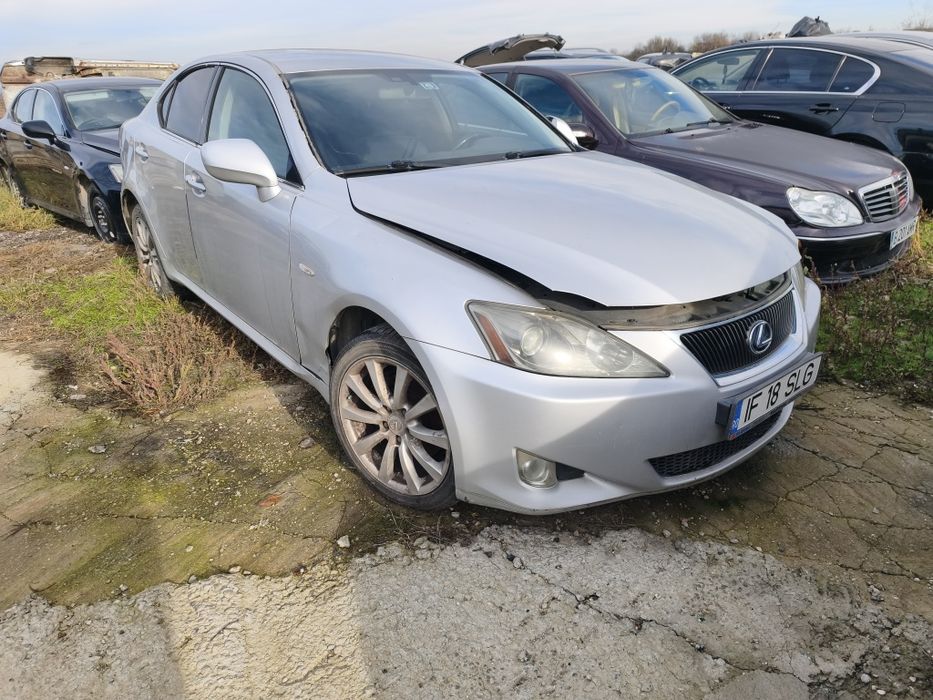 Lexus is 220 volan stânga 2.2 diesel manual