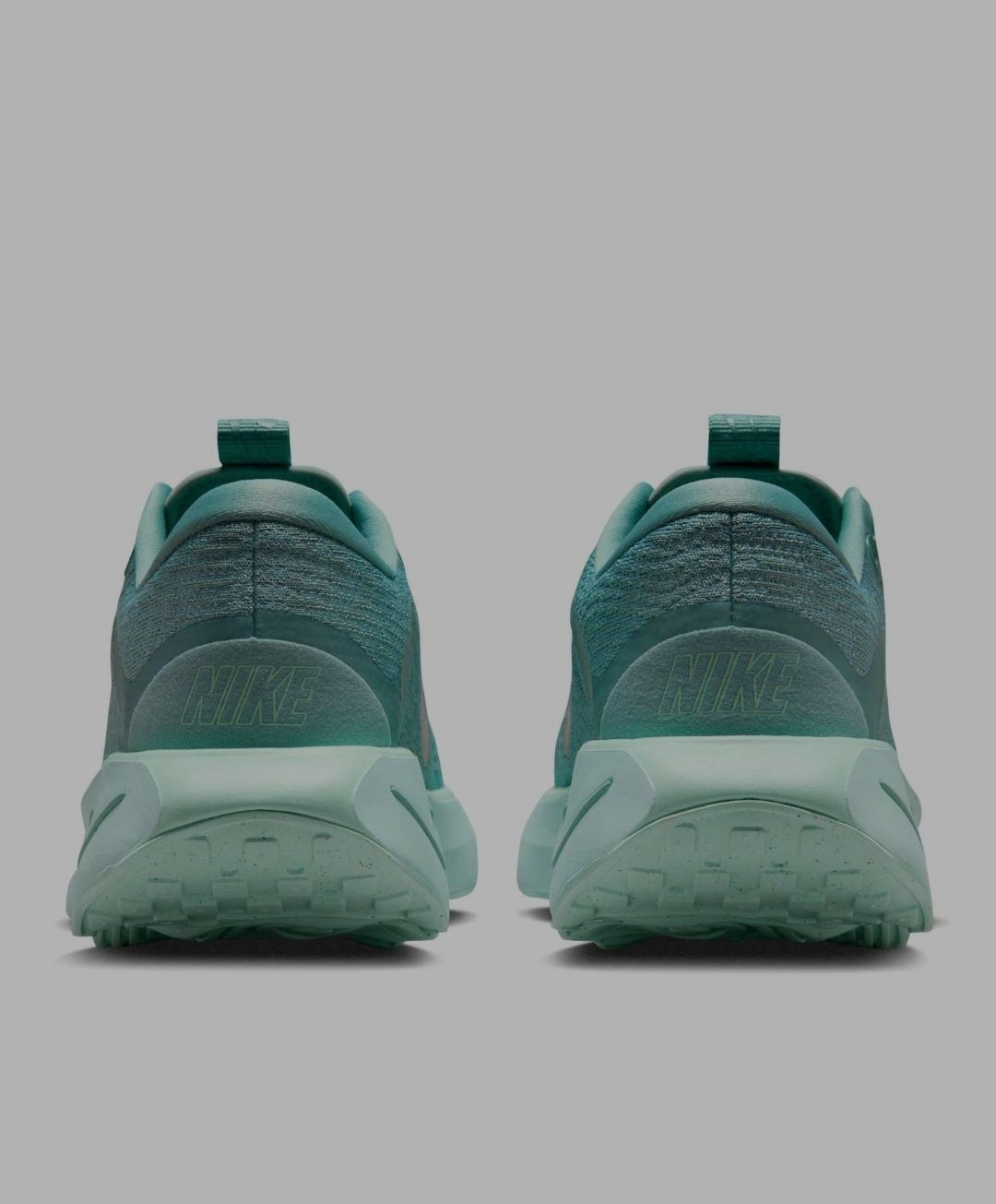 Nike обувки WMNS MOTIVA