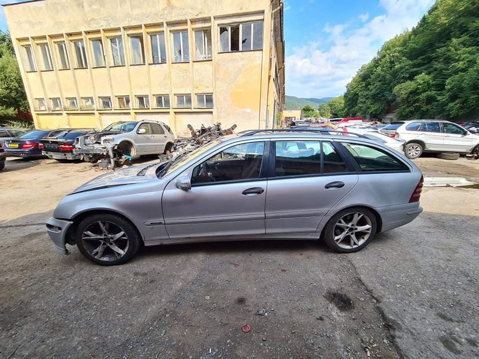 Mercedes W203 C220CDI 150кс 646 автоматик комби НА ЧАСТИ!