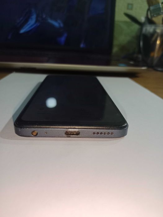 Tecno Spark Go 2024г 128GB Android 13 5000Мач с чехлом