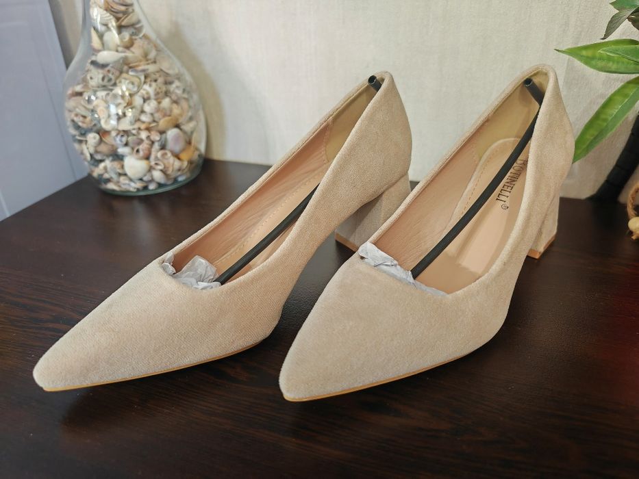 Дамски обувки на ток