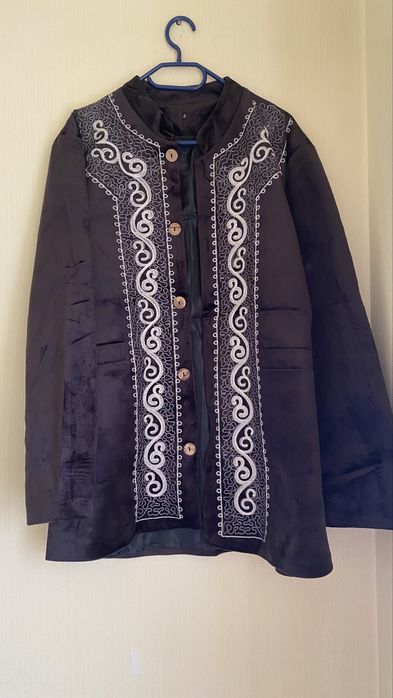 Чапан с тюбитейкой мужской коричневый 52 размер новый