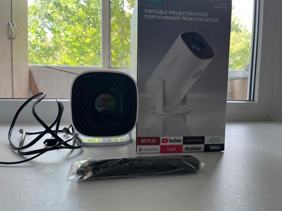 Продам проектор Tommili