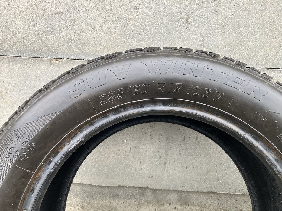 Vand cauciucuri de iarnă TAURUS 225 60 R17 103V