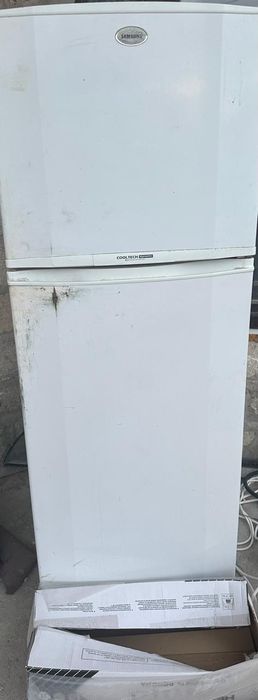 Продам холодильник Самсунг