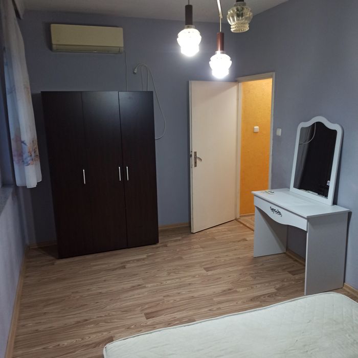 Дава се под наем Тристаен апартамент в Пловдив, Коматевски възел - 92 кв.м за 433.5 € - Снимка #3