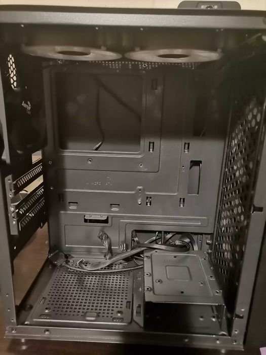 Carcasa PC Gaming Aerocool Hexform RGB MicroATX