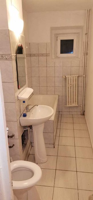 Particular, inchiriez garsoniera 40mp, zona parc Sebastian