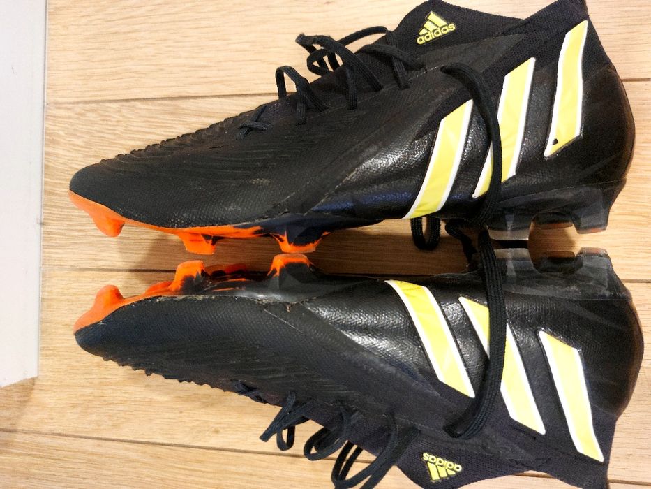 Ghete fotbal Adidas Predator 43