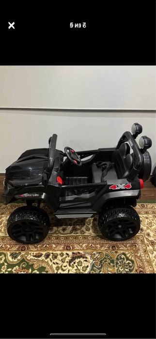 Bugatti bolalar mashinasi masofaviy pultli