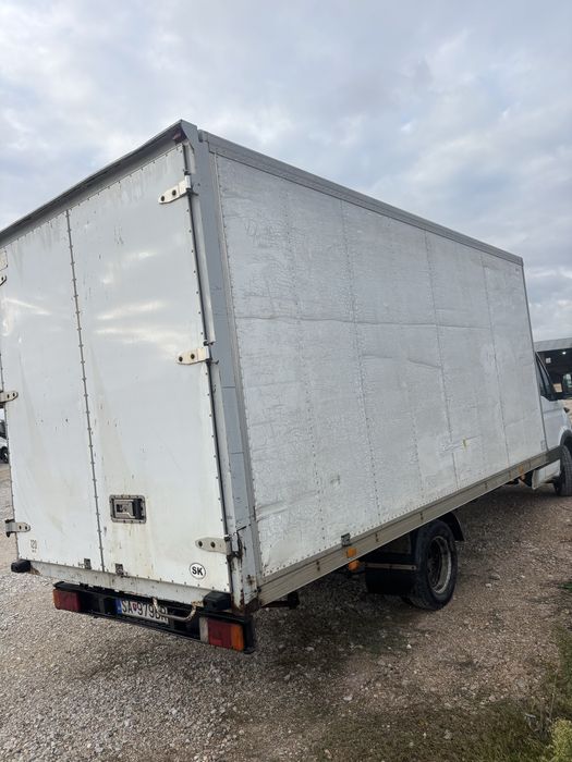 Stalpi beton pentru gard