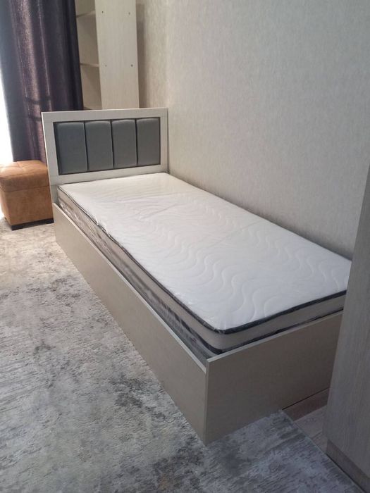 Kravat bir kishilik Spalni Краватлар