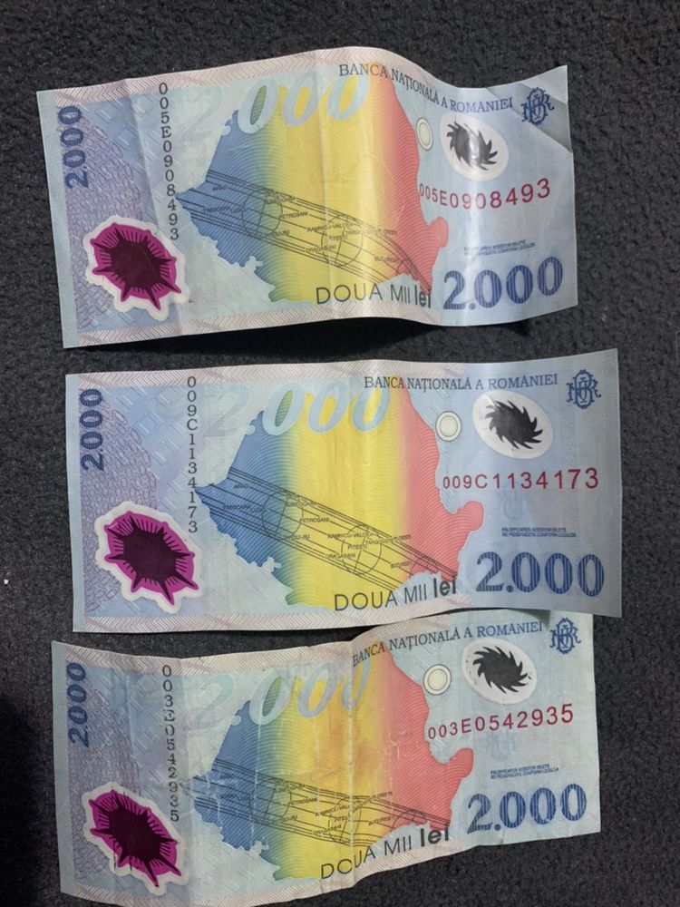 Bancnote 2000 lei eclipsa