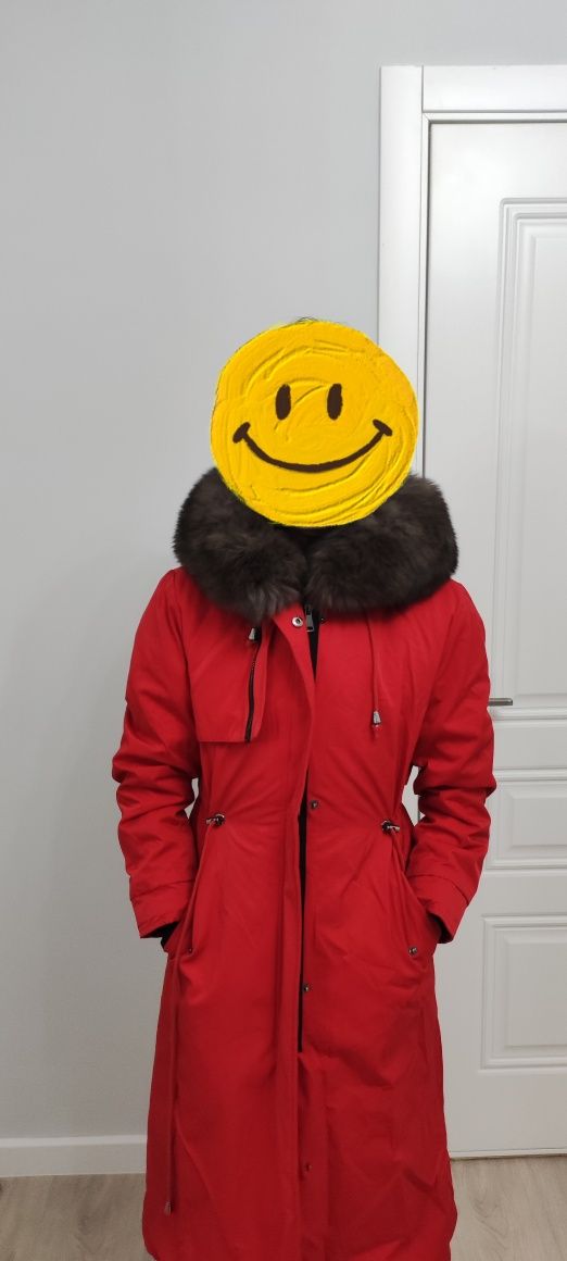 Продам парку зимнюю