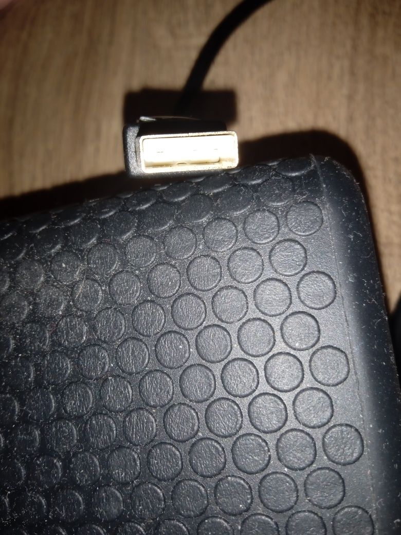 Продавам usb кабел.