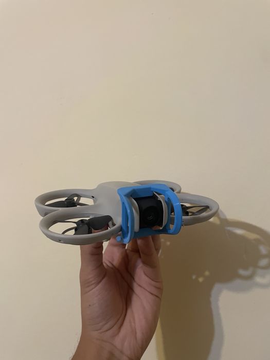 DJI NEO + предпазител за камера + кутия за пренасяне