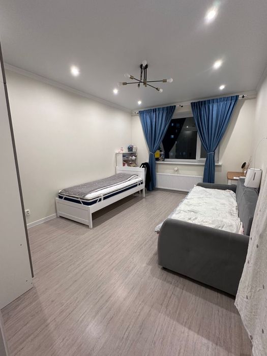 1 девушку на подселение 1-комн квартиру